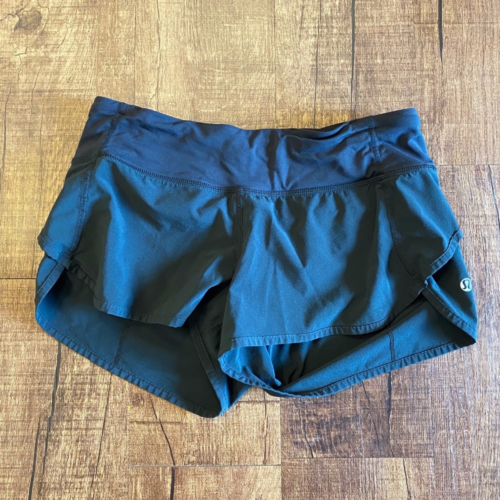 Lululemon Women's Travel & Commute Short Size 4